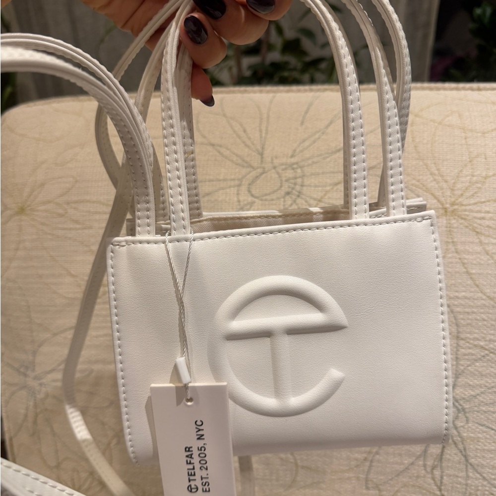 White Telfar Bag Small BWNT Never Worn - Picture 3 of 8